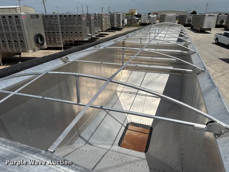 image for item FC4064 2024 Wilson DWH-750CGM grain trailer