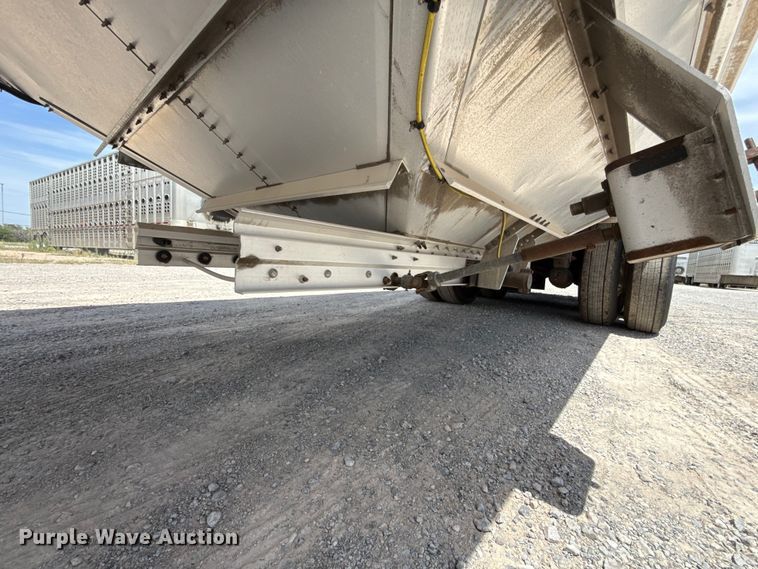 image for item FC4064 2024 Wilson DWH-750CGM grain trailer