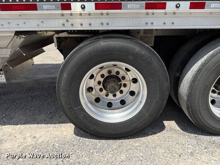 image for item FC4064 2024 Wilson DWH-750CGM grain trailer