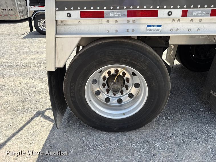 image for item FC4064 2024 Wilson DWH-750CGM grain trailer