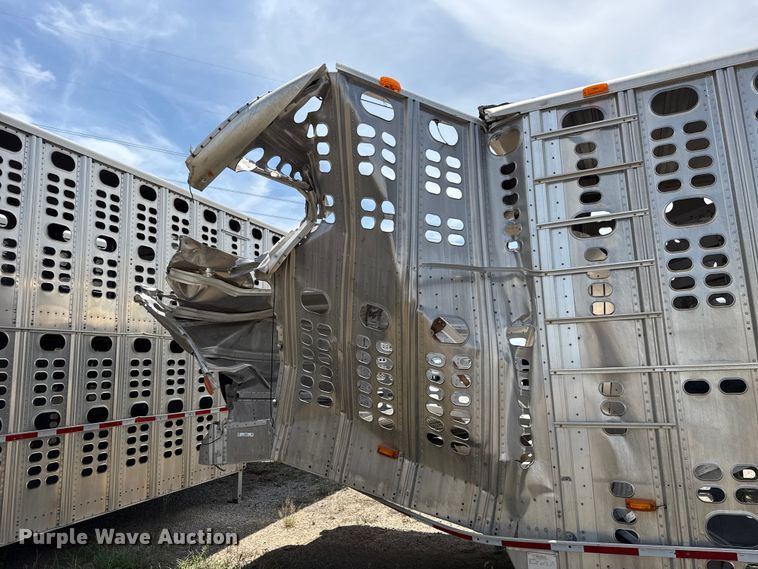 image for item FC4065 2013 Wilson PSDCL-402 livestock trailer