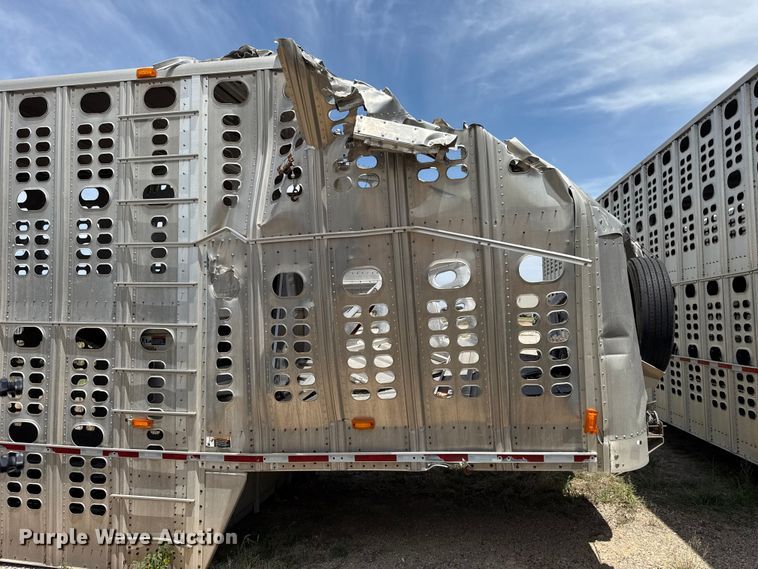 image for item FC4065 2013 Wilson PSDCL-402 livestock trailer