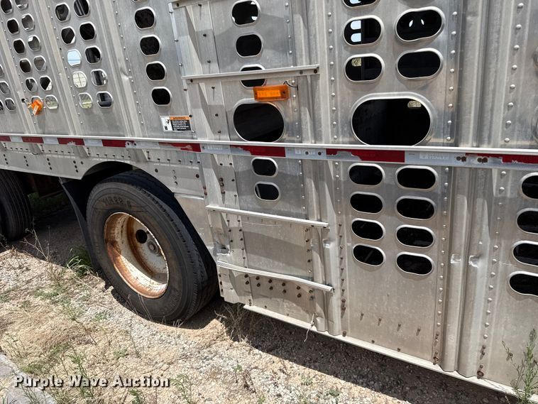 image for item FC4065 2013 Wilson PSDCL-402 livestock trailer