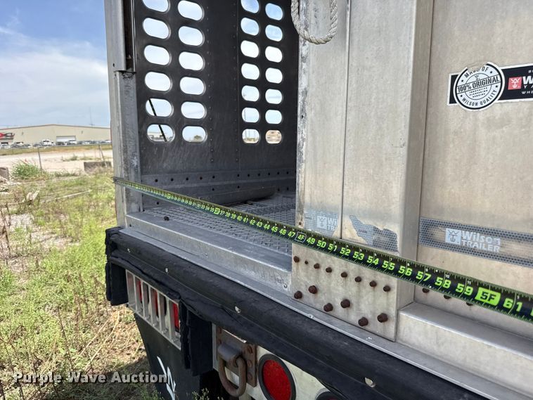 image for item FC4065 2013 Wilson PSDCL-402 livestock trailer
