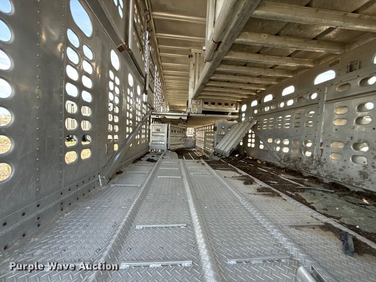 image for item FC4065 2013 Wilson PSDCL-402 livestock trailer
