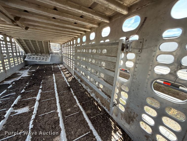 image for item FC4065 2013 Wilson PSDCL-402 livestock trailer