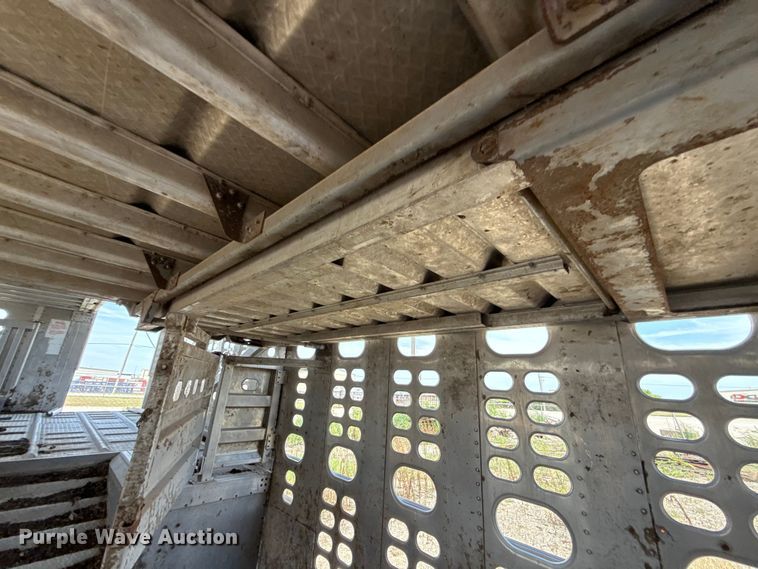 image for item FC4065 2013 Wilson PSDCL-402 livestock trailer