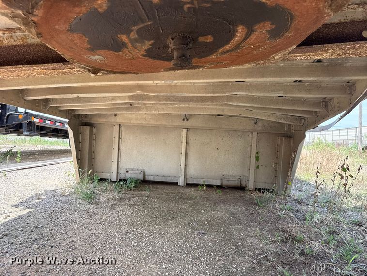 image for item FC4065 2013 Wilson PSDCL-402 livestock trailer