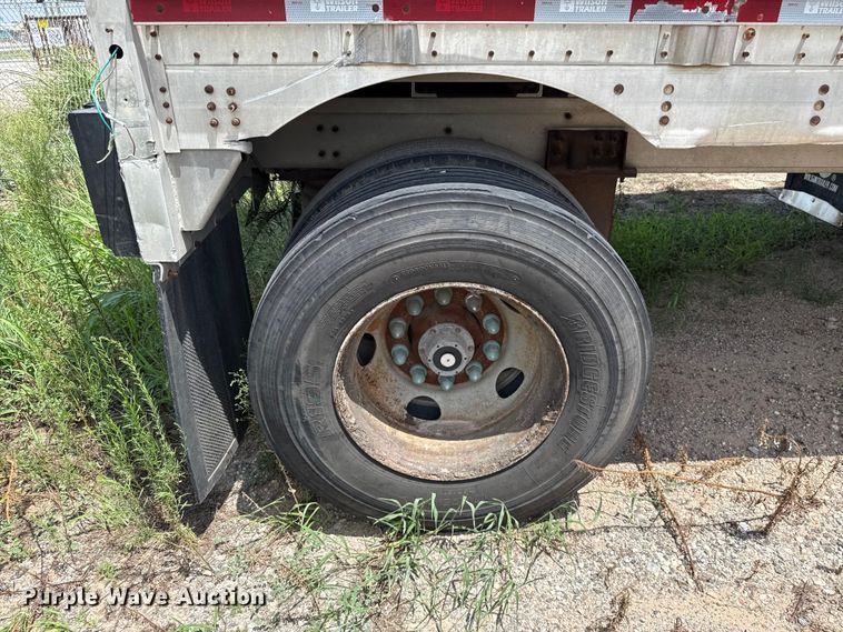 image for item FC4065 2013 Wilson PSDCL-402 livestock trailer