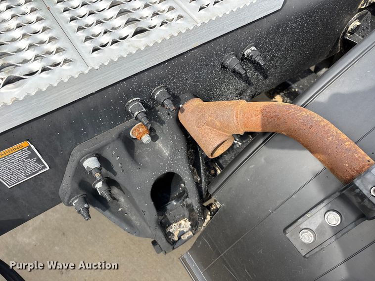 image for item FG0469 2018 Peterbilt 579 semi truck