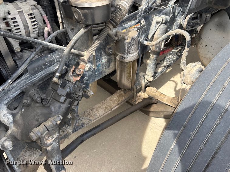 image for item FG0469 2018 Peterbilt 579 semi truck