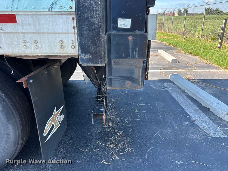 image for item FG0534 2007 Trailmobile dry van trailer