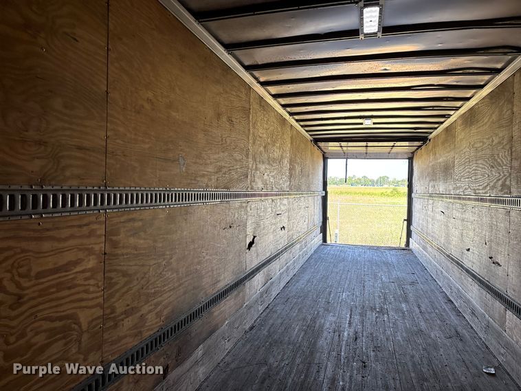 image for item FG0534 2007 Trailmobile dry van trailer