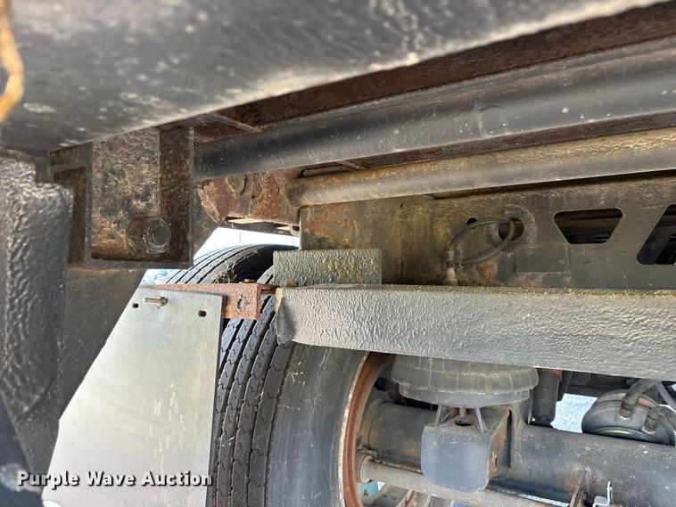 image for item FG0534 2007 Trailmobile dry van trailer