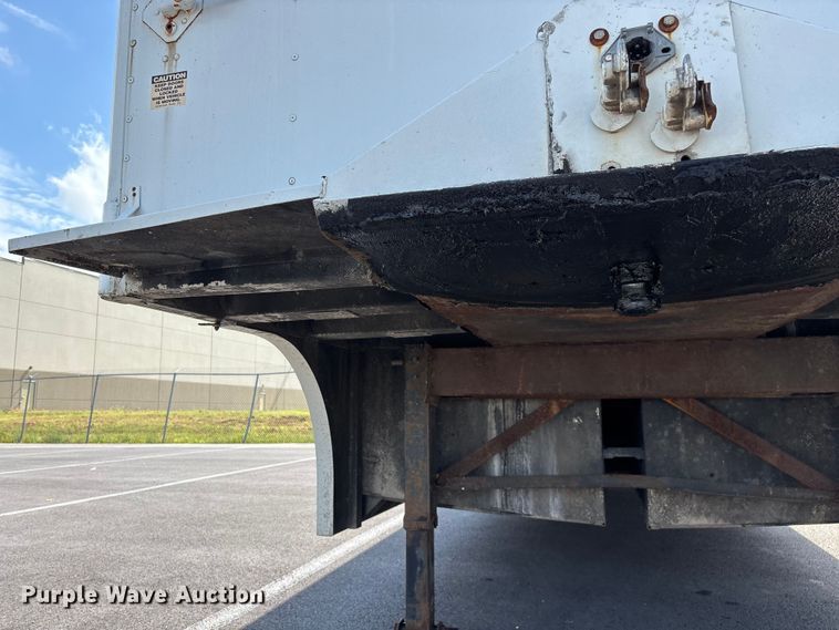 image for item FG0536 1993 Hackney & Sons, Inc. delivery trailer
