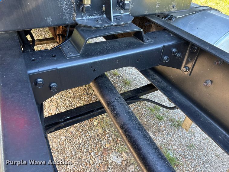 image for item FG0538 1987 International F-9370 semi truck