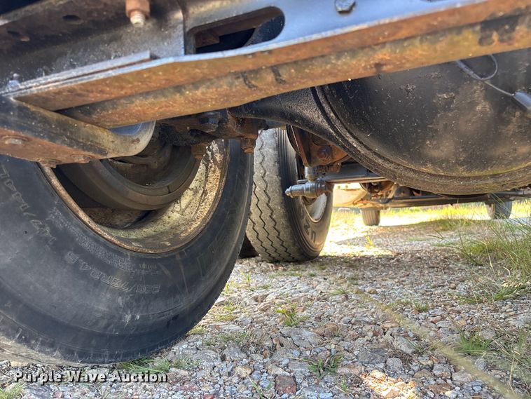 image for item FG0538 1987 International F-9370 semi truck
