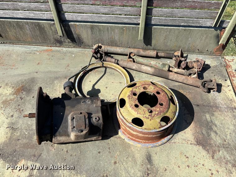 image for item FG0539 1972 AM General M44 flatbed truck