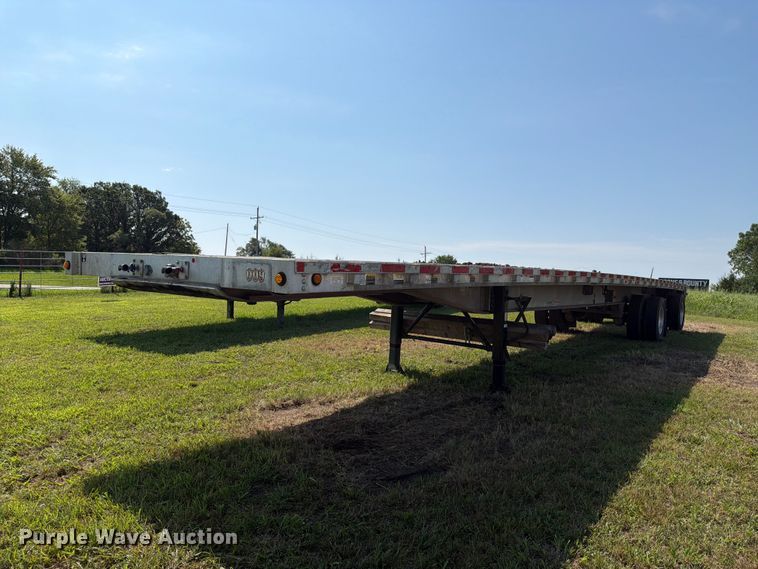 image for item FH6182 2007 Wilson ACF300 flatbed trailer