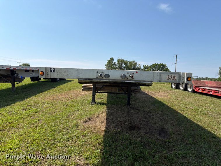 image for item FH6182 2007 Wilson ACF300 flatbed trailer