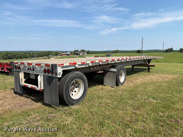 image for item FH6182 2007 Wilson ACF300 flatbed trailer
