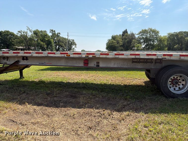 image for item FH6182 2007 Wilson ACF300 flatbed trailer