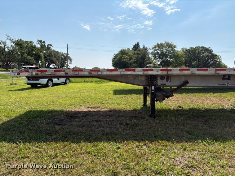 image for item FH6182 2007 Wilson ACF300 flatbed trailer
