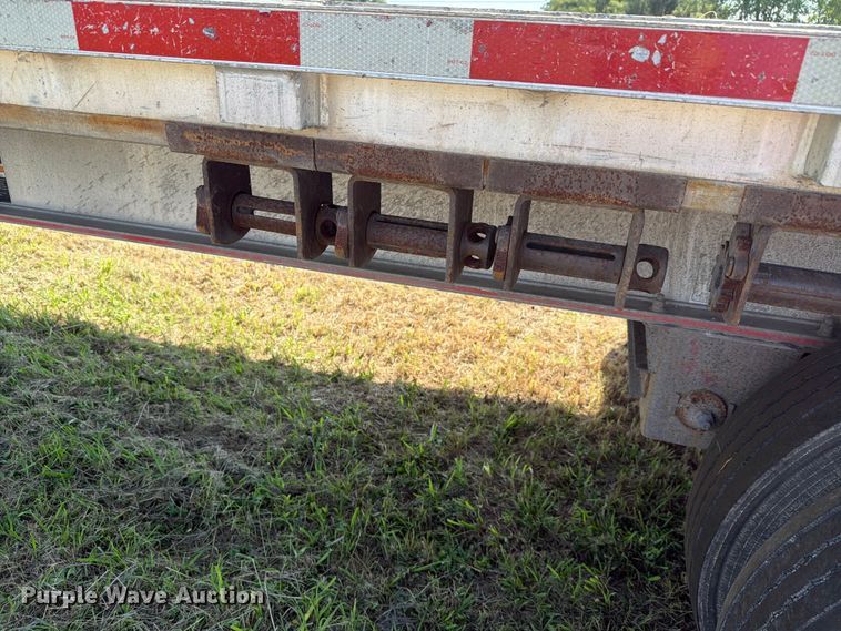 image for item FH6182 2007 Wilson ACF300 flatbed trailer