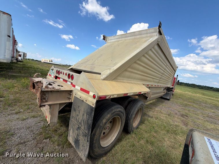 image for item FI0288 2013 Travis 2013 39.2FT TRAVIS S/102 bottom dump trailer
