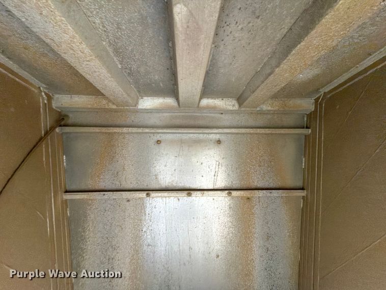 image for item FI0288 2013 Travis 2013 39.2FT TRAVIS S/102 bottom dump trailer