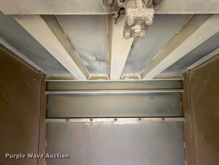 image for item FI0288 2013 Travis 2013 39.2FT TRAVIS S/102 bottom dump trailer
