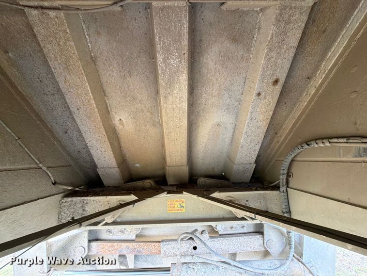 image for item FI0288 2013 Travis 2013 39.2FT TRAVIS S/102 bottom dump trailer