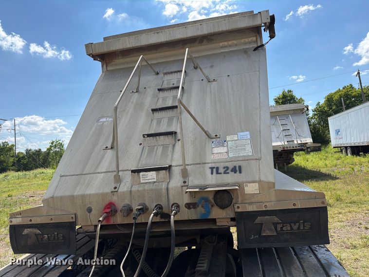 image for item FI0289 2013 Travis 2013 39.2FT TRAVIS S/102 bottom dump trailer