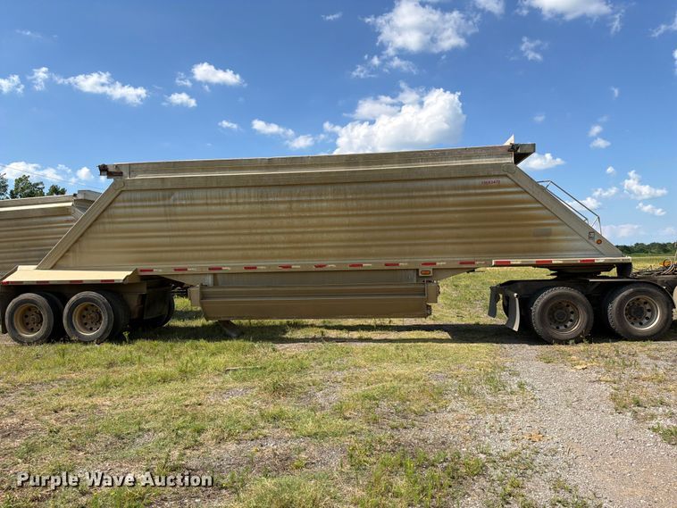image for item FI0289 2013 Travis 2013 39.2FT TRAVIS S/102 bottom dump trailer