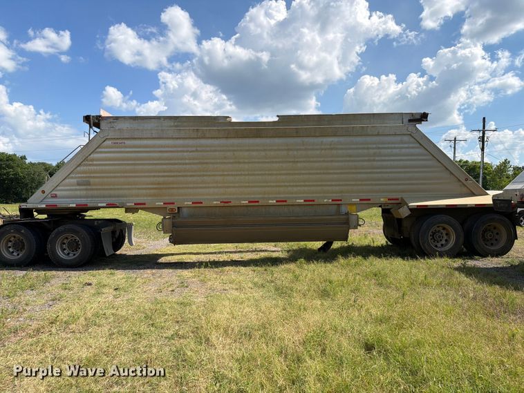 image for item FI0289 2013 Travis 2013 39.2FT TRAVIS S/102 bottom dump trailer