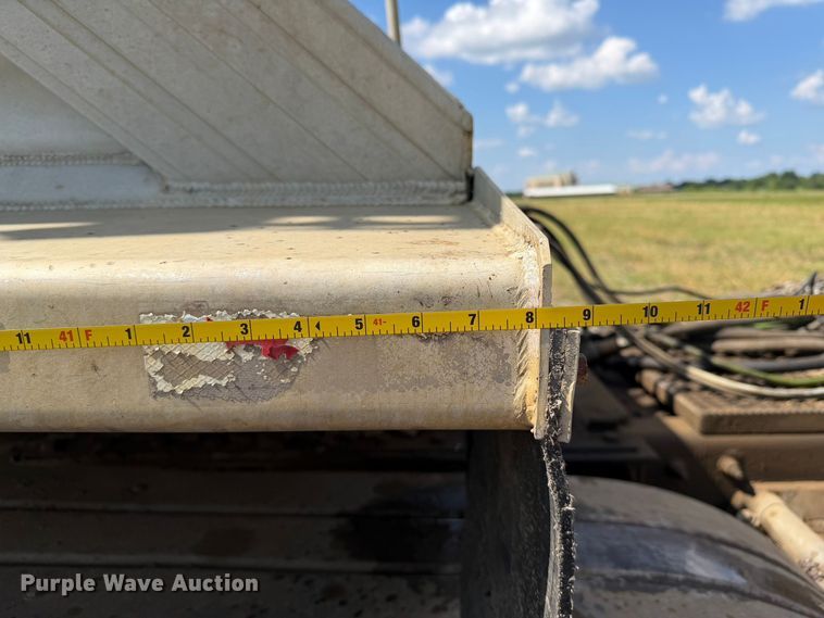 image for item FI0289 2013 Travis 2013 39.2FT TRAVIS S/102 bottom dump trailer