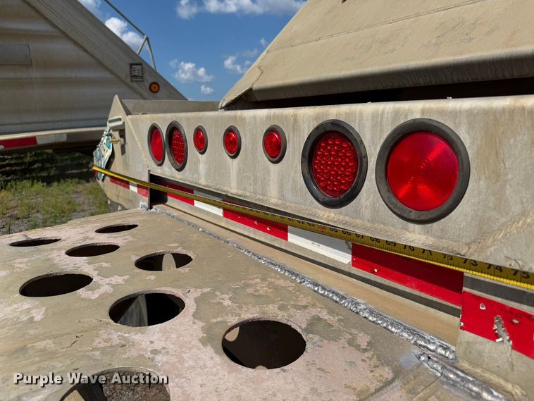 image for item FI0289 2013 Travis 2013 39.2FT TRAVIS S/102 bottom dump trailer