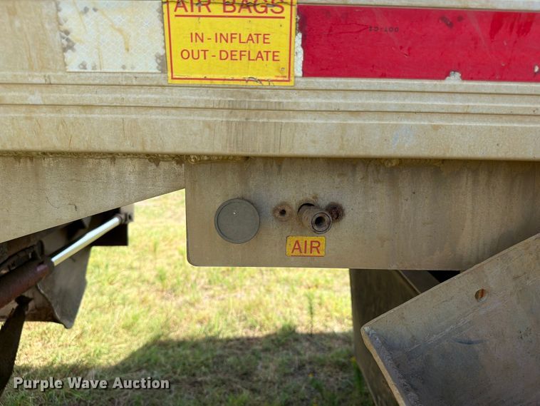 image for item FI0289 2013 Travis 2013 39.2FT TRAVIS S/102 bottom dump trailer