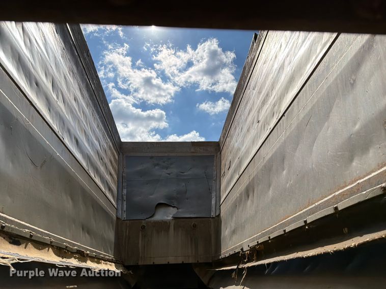 image for item FI0289 2013 Travis 2013 39.2FT TRAVIS S/102 bottom dump trailer