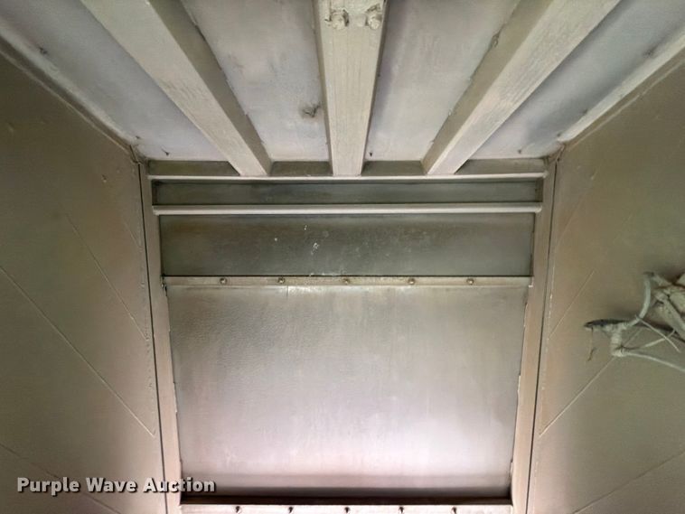 image for item FI0289 2013 Travis 2013 39.2FT TRAVIS S/102 bottom dump trailer
