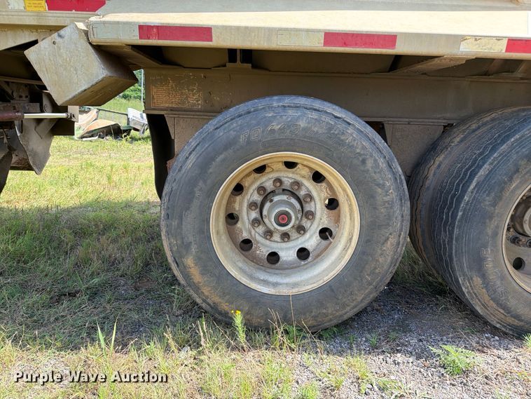image for item FI0289 2013 Travis 2013 39.2FT TRAVIS S/102 bottom dump trailer