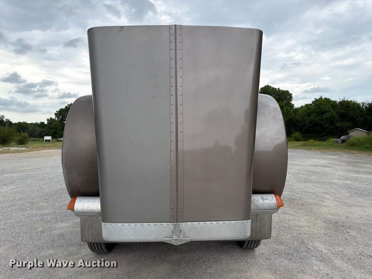 image for item FI0300 2007 Peterbilt 379 semi truck