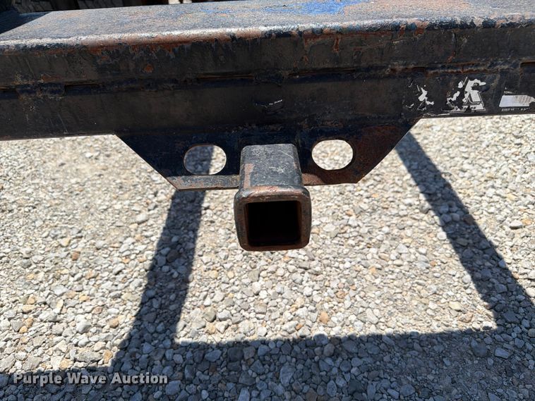 image for item FI0308 2000 Sterling L7500 truck cab and chassis