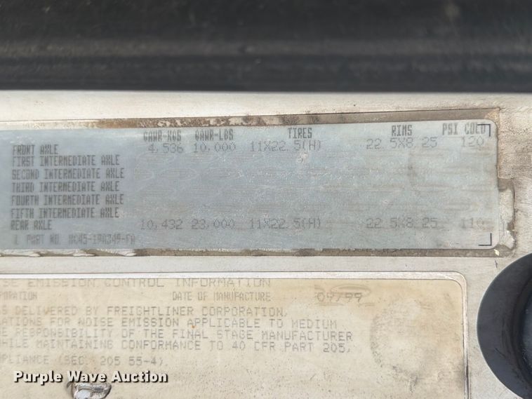 image for item FI0308 2000 Sterling L7500 truck cab and chassis
