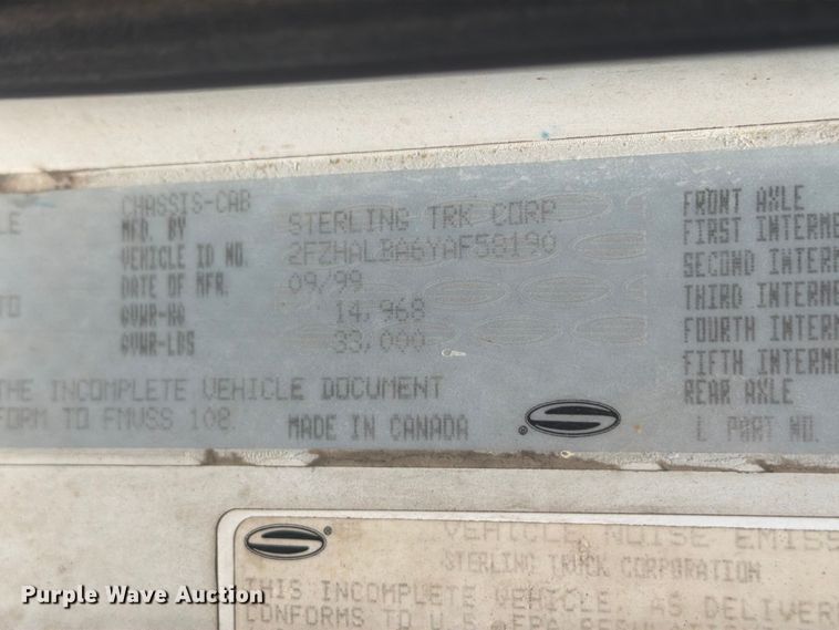image for item FI0308 2000 Sterling L7500 truck cab and chassis