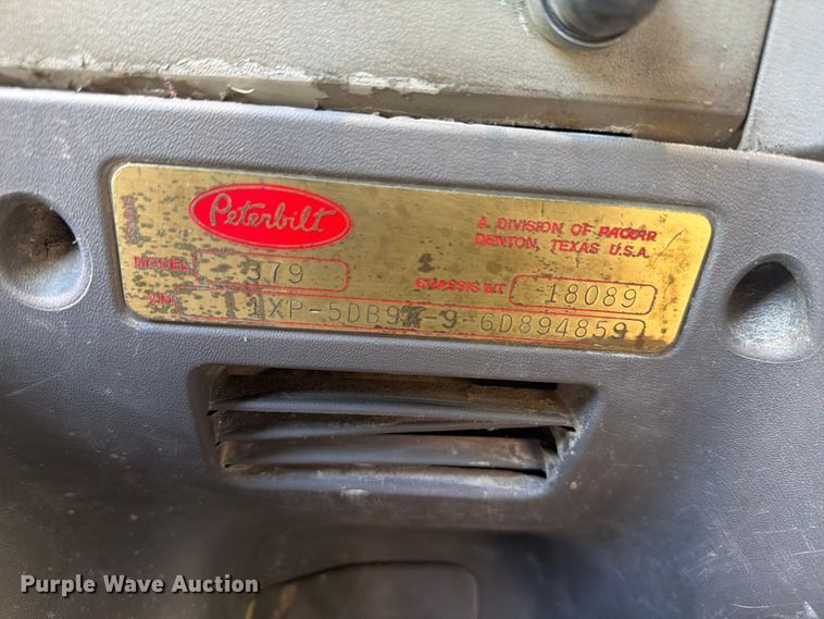 image for item FI0309 2006 Peterbilt 379 semi truck