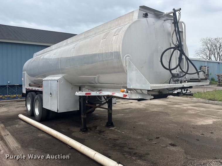image for item FK1485 1997 Amthor tank trailer