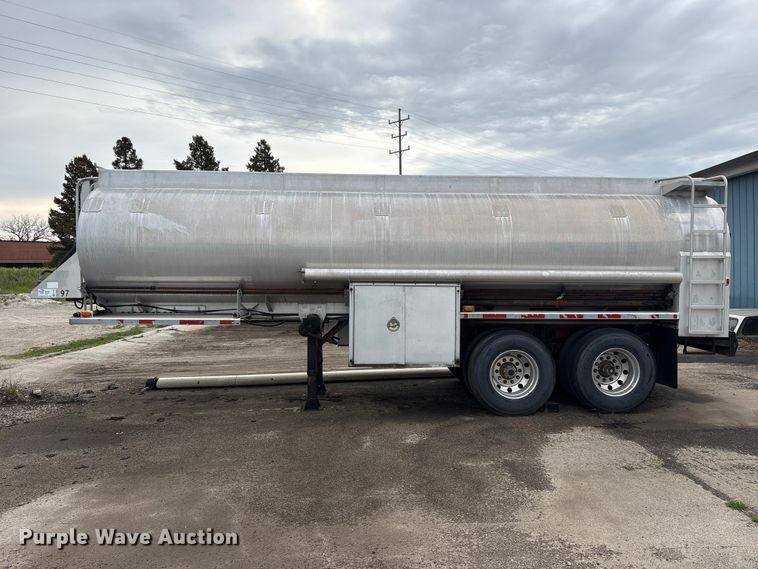 image for item FK1485 1997 Amthor tank trailer