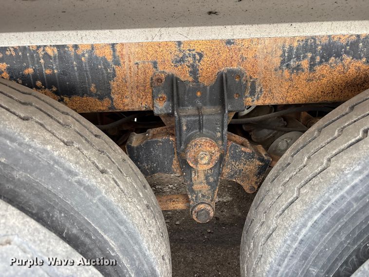 image for item FK1485 1997 Amthor tank trailer