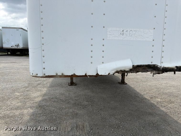 image for item FK3028 2005 Utility Trailers dry van trailer